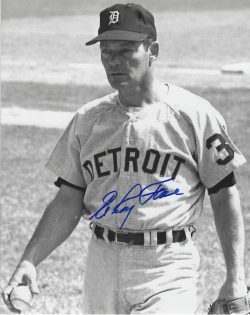 AUTOGRAPHED ELROY FACE 8X10 Detroit Tigers Photo