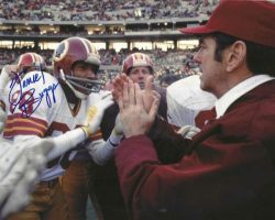 Autographed DANNY BUGGS 8x10 Washington Redskins Photo