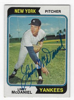 Autographed LINDY MCDANIEL New York Yankees 1974 Topps Card