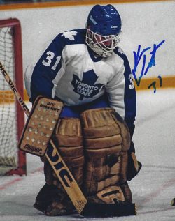 Autographed Maple Leafs Photos
