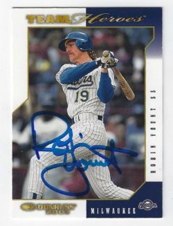Autographed ROBIN YOUNT Milwaukee Brewers 2003 Donruss Team Heroes Card