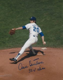 Autographed DON SUTTON "324 Wins" 8X10 photo LOS ANGELES DODGERS