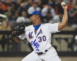 AUTOGRAPHED JOELY RODRIGUEZ 8X10 New York Mets Photo