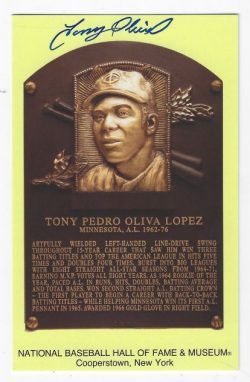 Autographed Tony Oliva Hall of Fame Gold Plaque Post Card Beckett