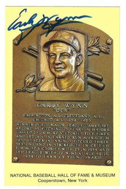 Autographed Early Wynn Hall of Fame Gold Plaque Postcard