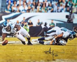 Autographed JORDAN HICKS 16x20 Philadelphia Eagles Photo
