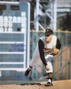 Autographed VERN LAW "1960 WS Champs" 16x20 Pittsburgh Pirates Photo