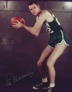 Autographed ED MACAULEY 8x10 Boston Celtics Photo