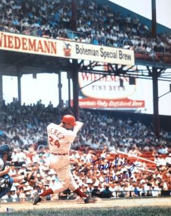 Autographed Tony Perez "HOF 2000" Cincinnati Reds 16X20 Photo Beckett