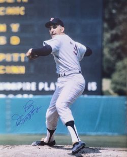 Autographed Jim Perry "1970 Cy Young" Minnesota Twins 16x20 photo