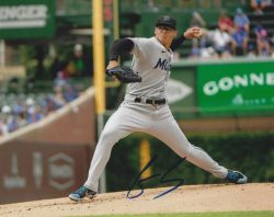 AUTOGRAPHED JESUS LUZARDO 8X10 Miami Marlins Photo