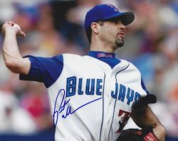 AUTOGRAPHED PETE WALKER 8X10 Toronto Blue Jays photo