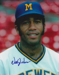 AUTOGRAPHED  VON JOSHUA 8x10 Milwaukee Brewers Photo
