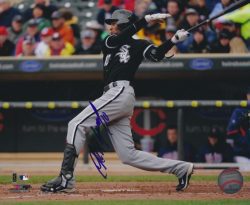 AUTOGRAPHED ALEXEI RAMIREZ 8X10 Chicago White Sox Photo