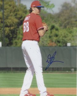 Autographed DAMON JONES 8X10 Philadelphia Phillies Photo