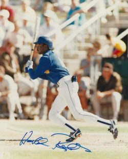 AUTOGRAPHED HAROLD REYNOLDS 8X10 Seattle Mariners Photo