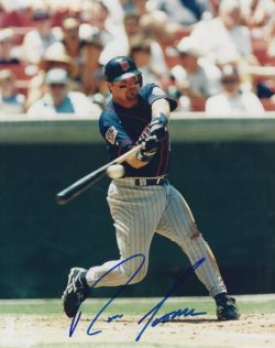 AUTOGRAPHED RON COOMER 8x10 Minnesota Twins photo