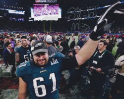 Autographed STEFEN WISNIEWSKI 8X10 Philadelphia Eagles Photo