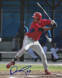 AUTOGRAPHED DARICK HALL 8X10 Philadelphia Phillies Photo