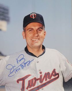 Autographed Jim Perry Minnesota Twins 11x14 photo