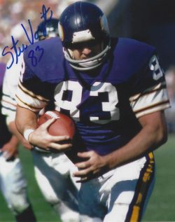 Autographed STU VOIGT  8X10 Minnesota Vikings Photo