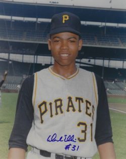 Autographed DOCK ELLIS 8X10 Pittsburgh Pirates Photo
