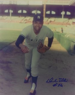 Autographed DOCK ELLIS 8X10 New York Yankees Photo