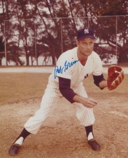 AUTOGRAPHED BOB GRIM 8X10 NEW YORK YANKEES photo