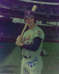 AUTOGRAPHED MIKE VAIL 8X10 New York Mets photo