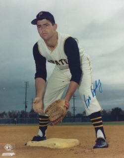 Autographed BOB BAILEY 8x10 Pittsburgh Pirates Photo