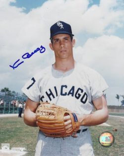 AUTOGRAPHED KEN BERRY 8X10 Chicago White Sox Photo
