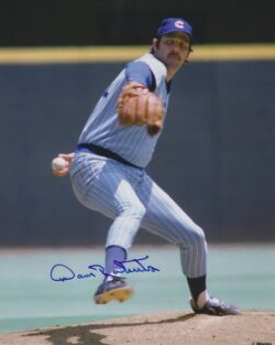 AUTOGRAPHED  DAVE ROBERTS 8x10 Chicago Cubs photo
