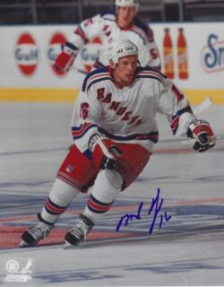 AUTOGRAPHED MICHAEL YORK 8x10 New York Rangers Photo