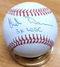 Autographed CHILI DAVIS "3X WS Champ" Official Rawlings Major League Baseball Beckett