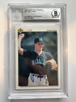 Signed 1992 Upper Deck John Lynch FB HOF  Marlins Rookie card #21  Beckett Slabbed