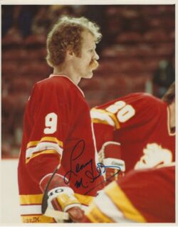Autographed LANNY MCDONALD 8X10 Calgary Flames Photo