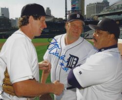 AUTOGRAPHED JON WARDEN 8X10 Detroit Tigers photo