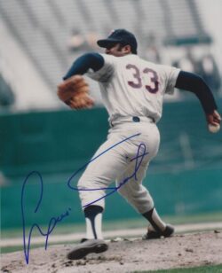 AUTOGRAPHED LUIS TIANT 8x10 Minnesota Twins photo