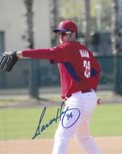 AUTOGRAPHED AARON HARANG 8X10 Philadelphia Phillies Photo