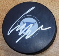 Autographed CRAIG BERUBE St. Louis Blues Hockey Puck