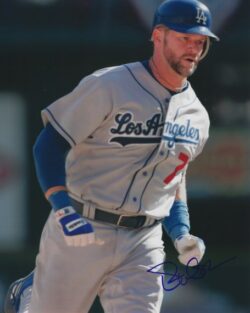 AUTOGRAPHED TOM WILSON 8x10 Los Angeles Dodgers Photo