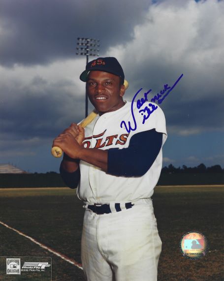 AUTOGRAPHED WALT WILLIAMS Houston Colt 45s 8x10 Photo - Main Line