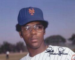 AUTOGRAPHED IKE HAMPTON 8X10 New York Mets photo