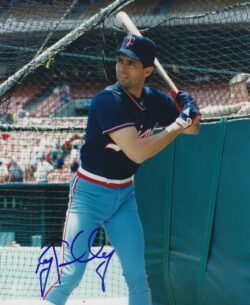 AUTOGRAPHED ROY SMALLEY 8X10 Minnesota Twins photo