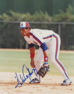 AUTOGRAPHED ANDRES GALARAGGA 8X10 Montreal Expos photo