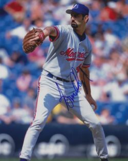 AUTOGRAPHED GRAEME LLOYD  8X10 Montreal Expos photo