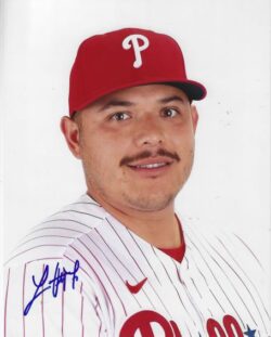 AUTOGRAPHED LUIS ORTIZ 8X10 Philadelphia Phillies Photo