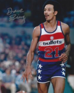 Autographed DAVE BING WASHINGTON BULLETS 8X10  photo