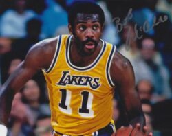 Autographed BOB MCADOO 8x10 Los Angeles Lakers photo