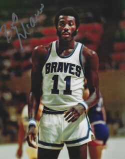 Autographed  BOB MCADOO 8x10 Buffalo Braves photo